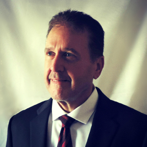 Read more about the article #166: EA Csolkovits explains how ‘Givers’ in sales make 3x ‘Takers’