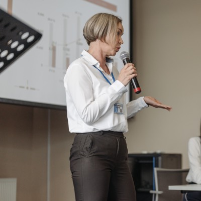 Read more about the article How to construct and deliver a 5 minute presentation