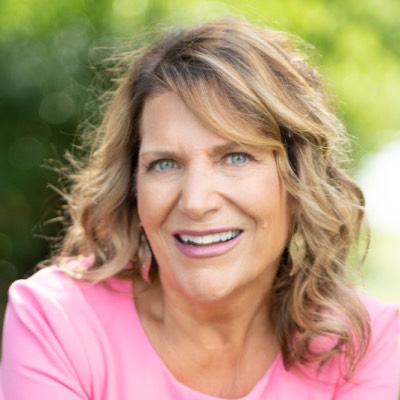 Read more about the article Speaking and Presenting Tips with Kim Sorrelle